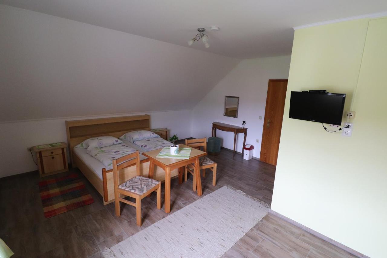 Gaestehaus Ulbl Kitzeck im Sausal Extérieur photo